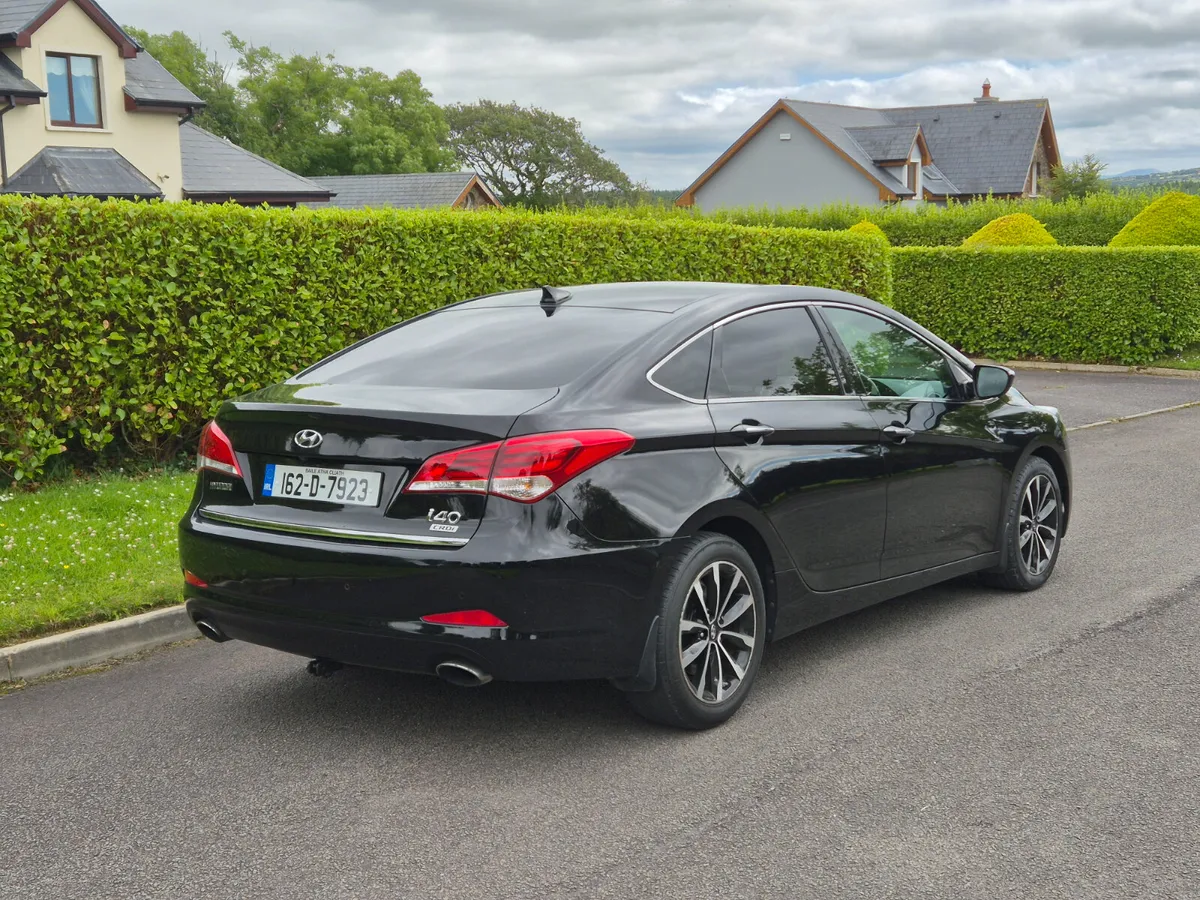 Hyundai i40 1.7 Diesel Exucutive - Image 4