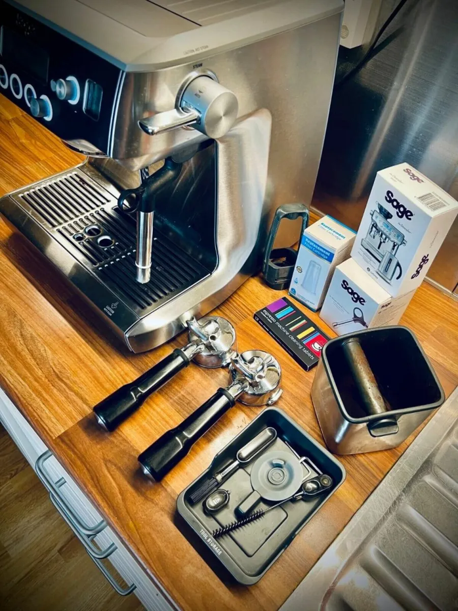 Sage Oracle Bean To Cup Coffee Machine - Image 1