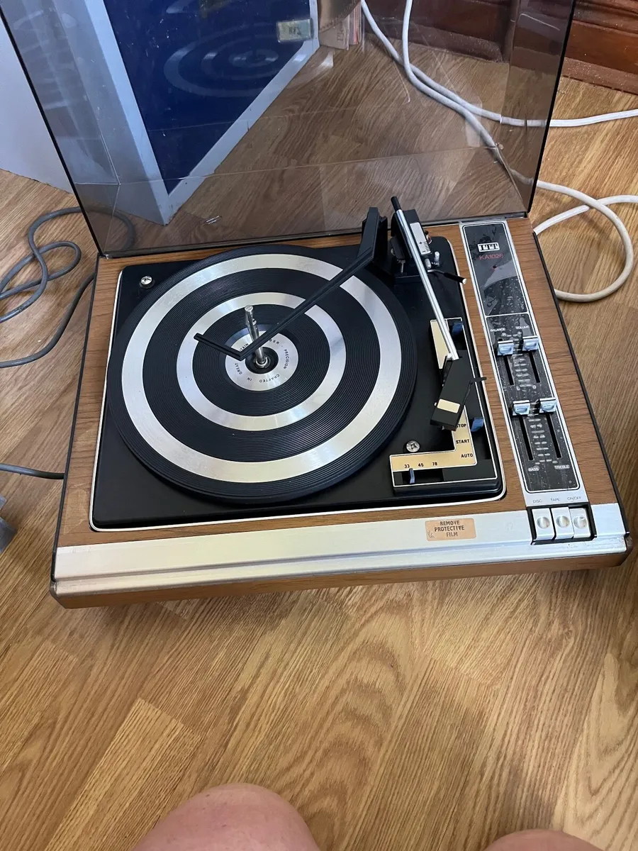 Record player - Image 2