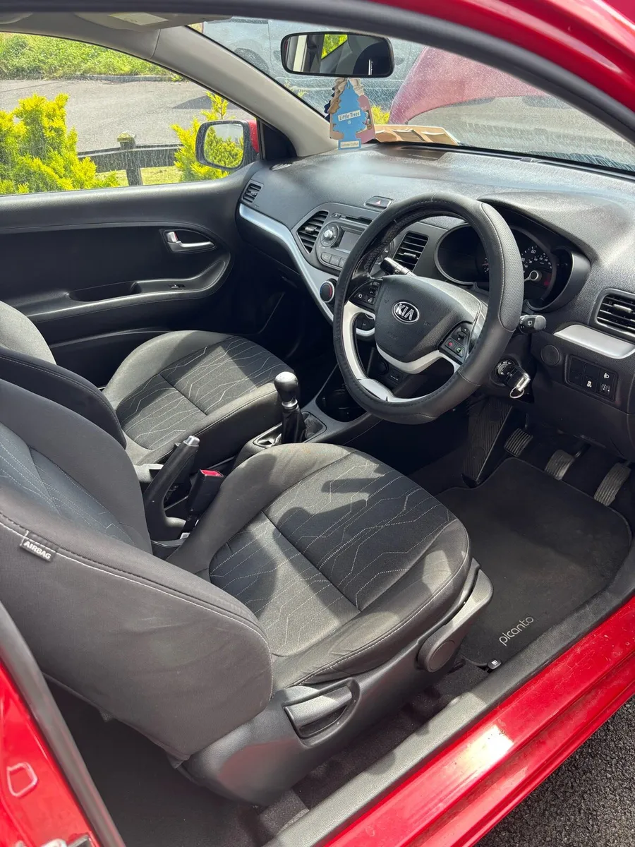 Kia picanto 2013 low mileage - Image 4