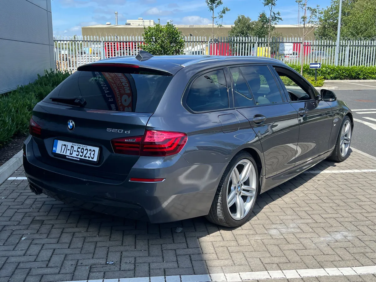 BMW 5-Series 2017 M-Sport Estate - Image 2