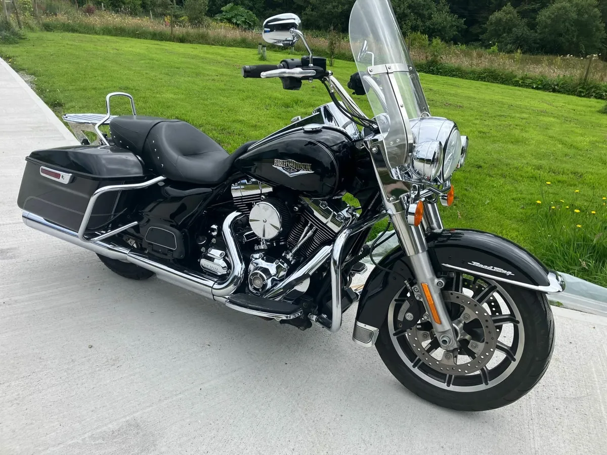 2016 HARLEY DAVIDSON Road King - Image 1