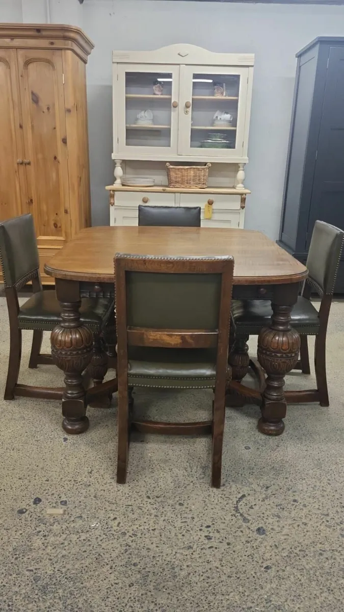 Jacobean revival oak extentable table, 4 chairs - Image 3