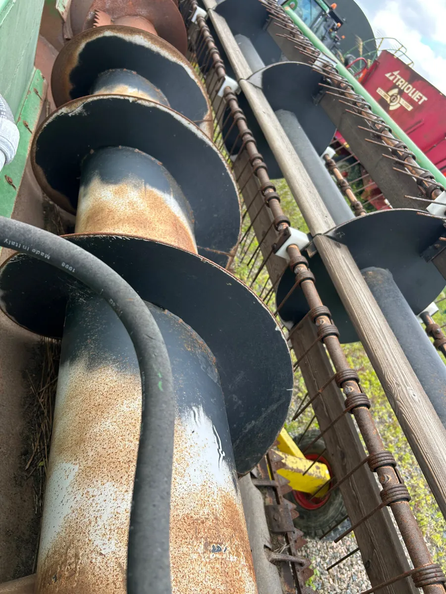 Champion whole crop header to suit John Deere - Image 2