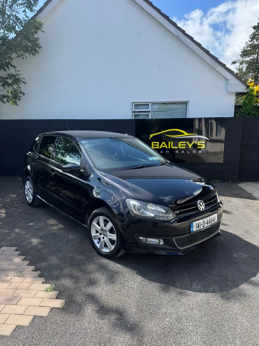 Volkswagen Polo 2014 auto - Image 1