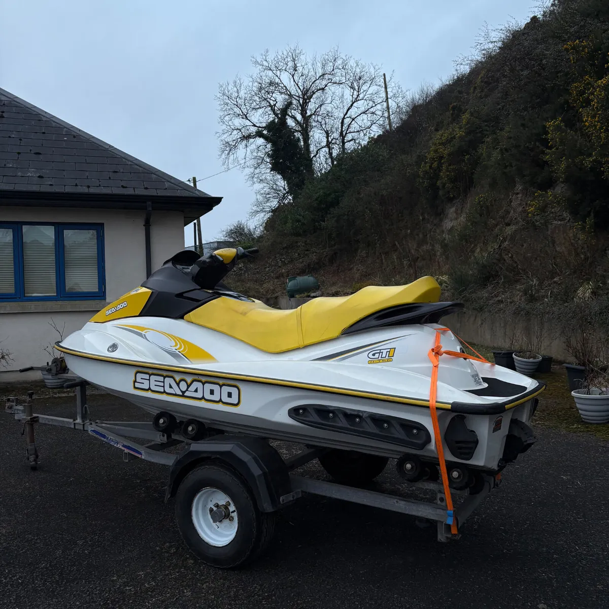 Seadoo Jet Ski and trailer - Image 3