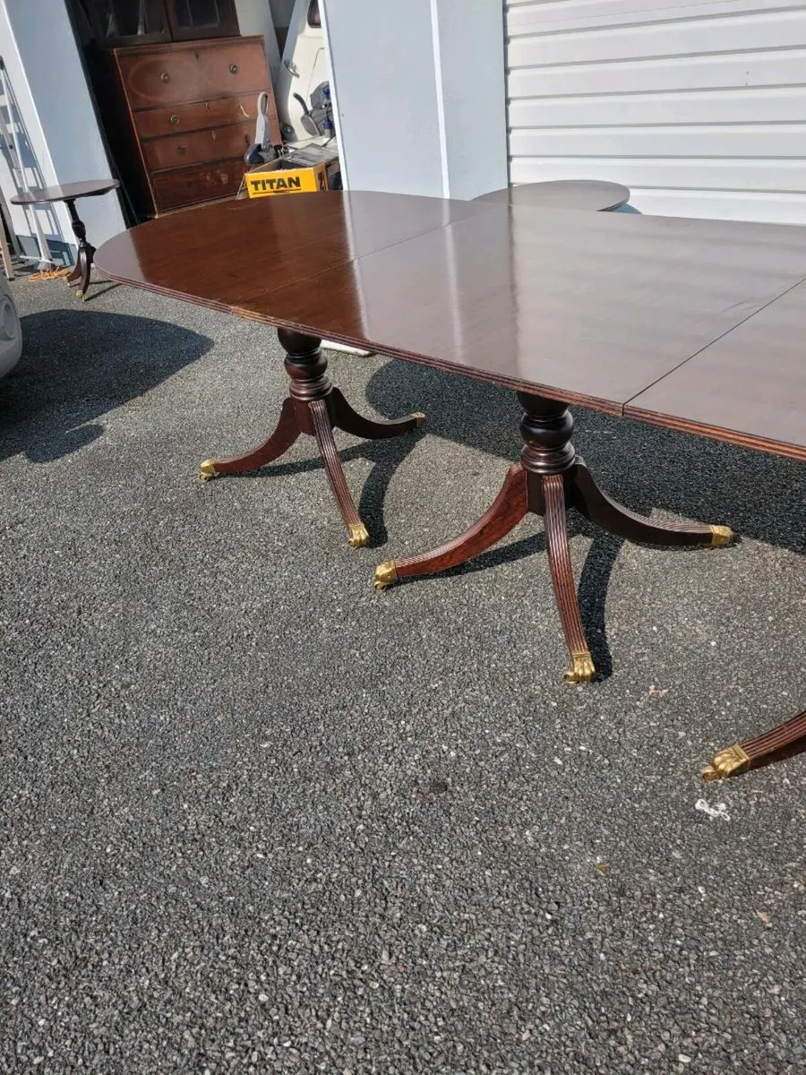Mahogany dining room table, seats 10 people - Image 2