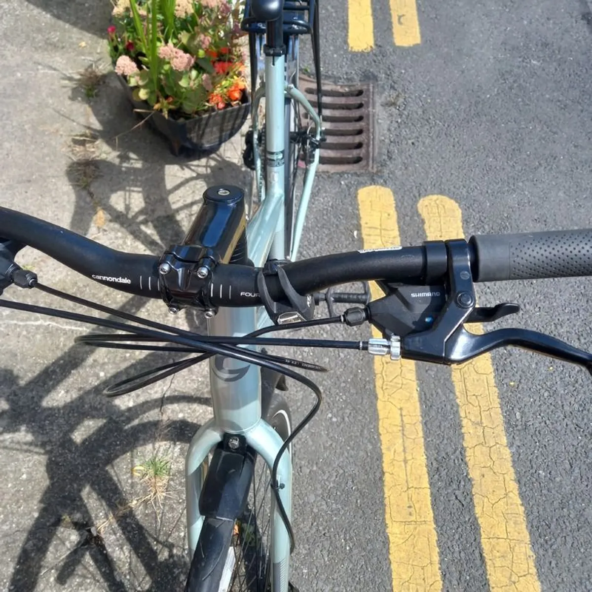 Ladies Bike as new - Image 3