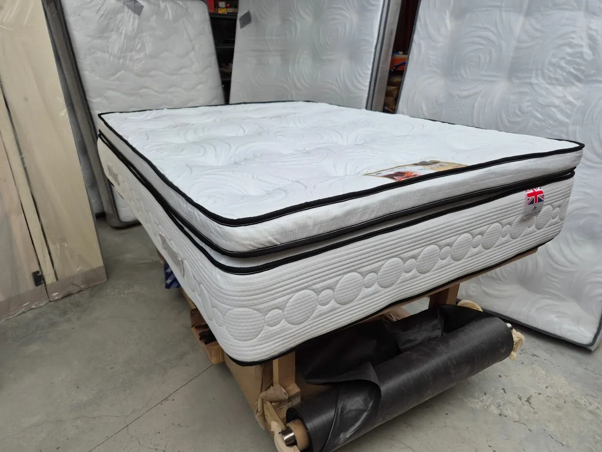 mattress - Image 4