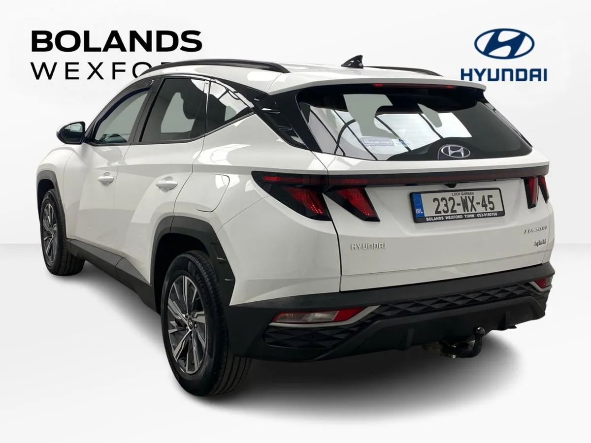 Hyundai Tucson 2WD Executive HEV Auto - Image 4