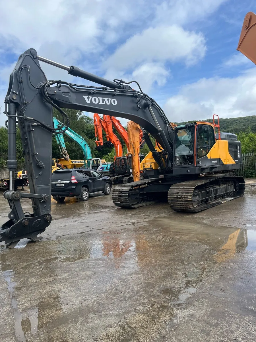 Volvo EC380EL - Image 2