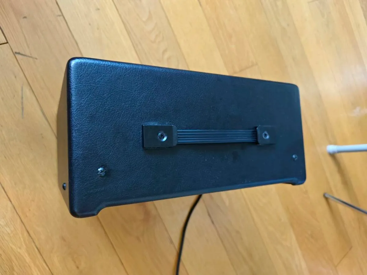 Guitar amp - Image 3