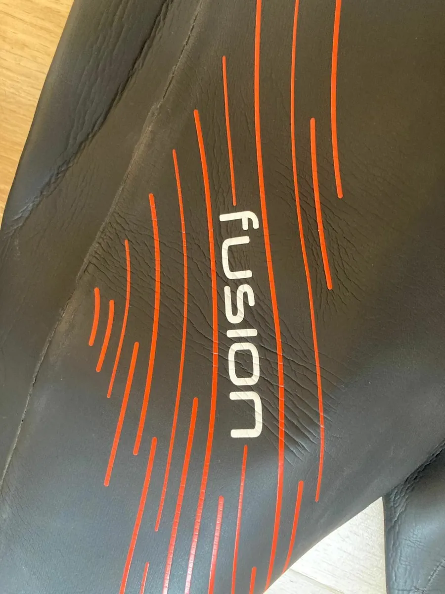 Blueseventy Fusion Wetsuit - Image 4