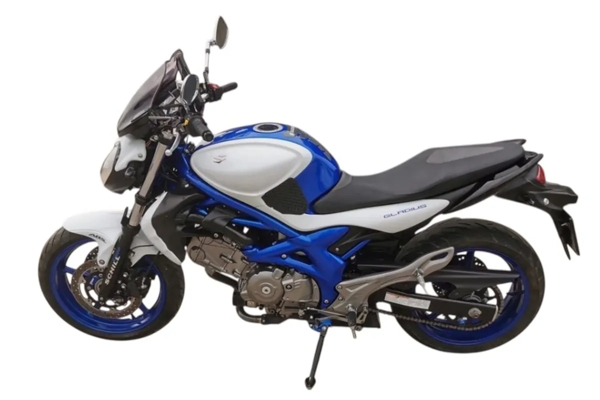 Suzuki Gladius 650 SV ABS - Image 4