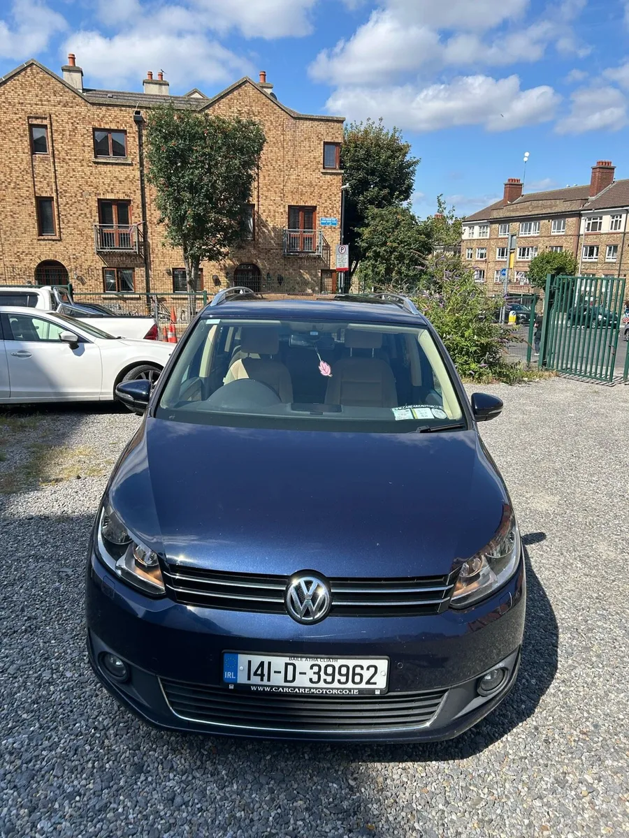 Volkswagen touran 1.6 TDI trend line automatic - Image 3