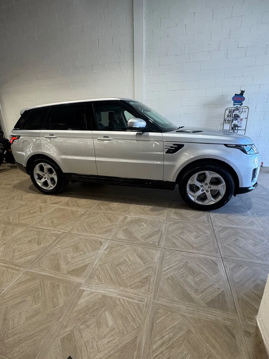 Land Rover Range Rover Sport 2020 - Image 1