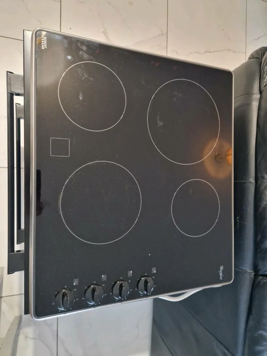 Electric oven & Hob - Image 3