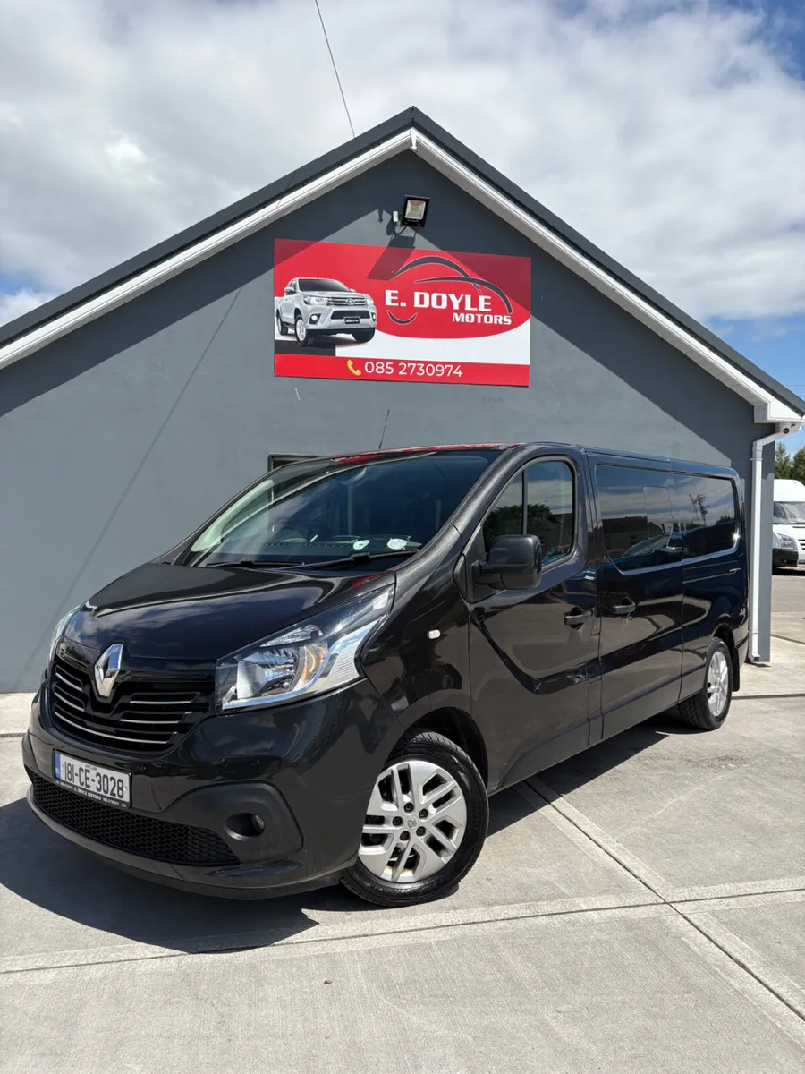 2018 Renault Trafic Sport Crew Cab 6 Seats - Image 2