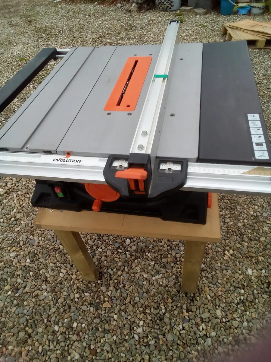Table saw - Image 4