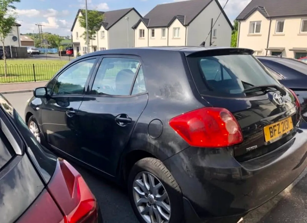 Toyota Auris - Image 2