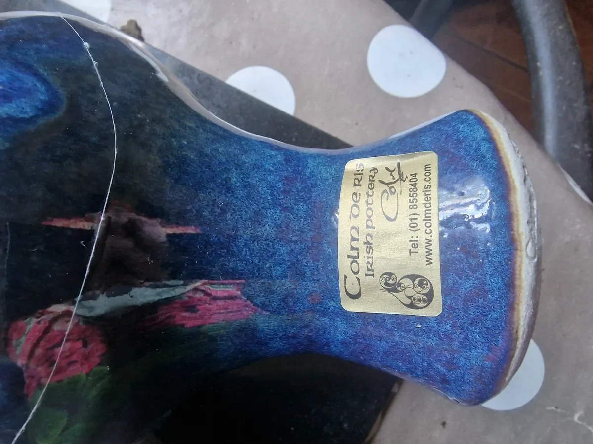 Colm de ris pottery - Image 2