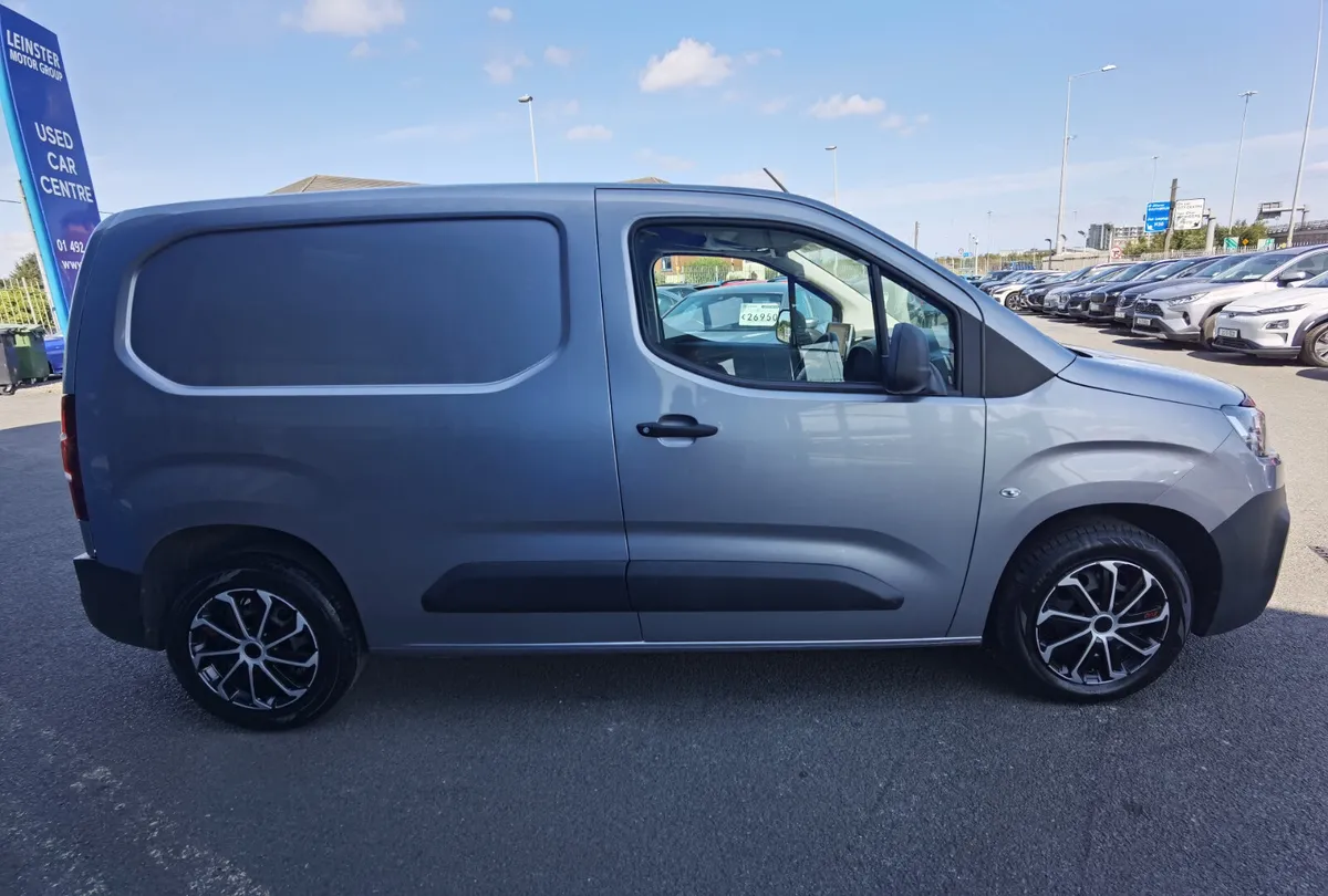CITREON BERLINGO 1.6 BLUEHDI EN-PRISE - Image 4