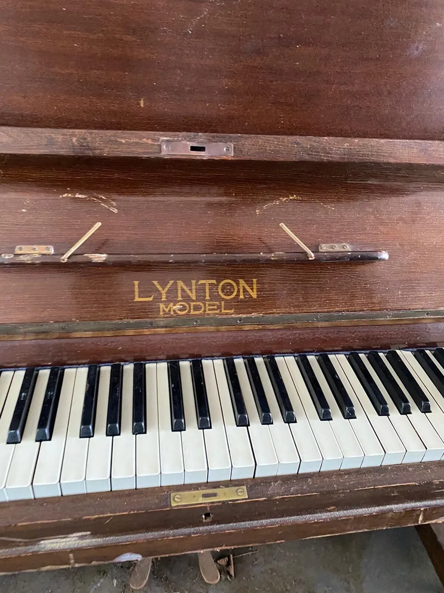 Piano - Image 2