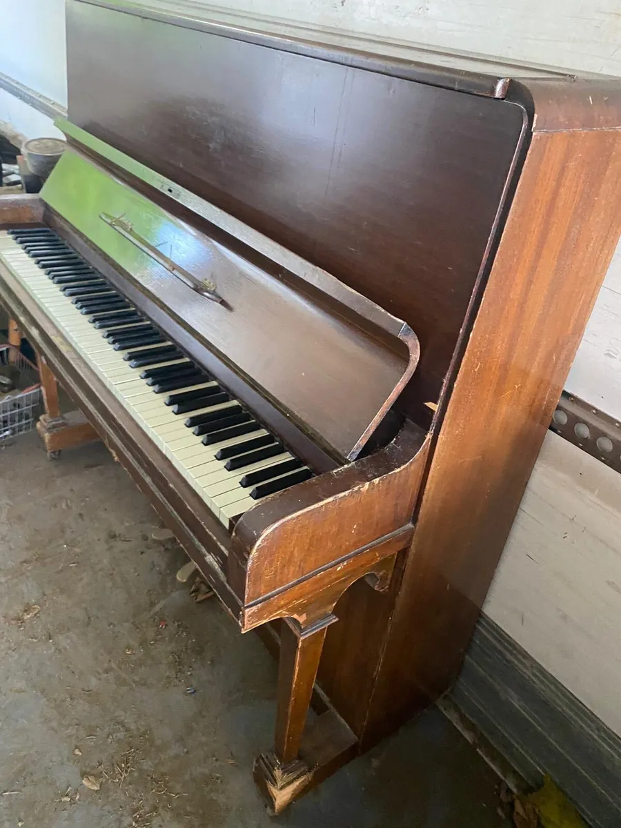 Piano - Image 3
