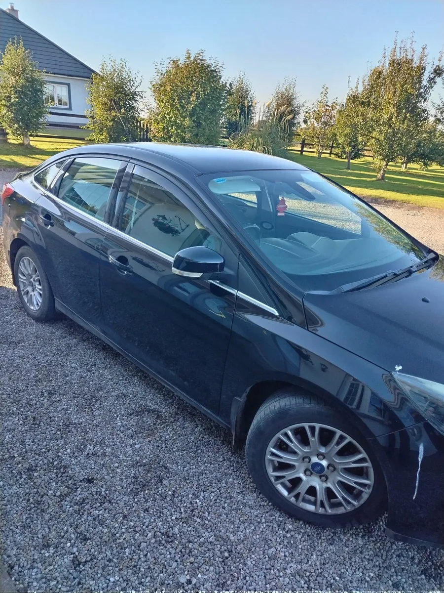 Ford Focus 2012 - Image 1
