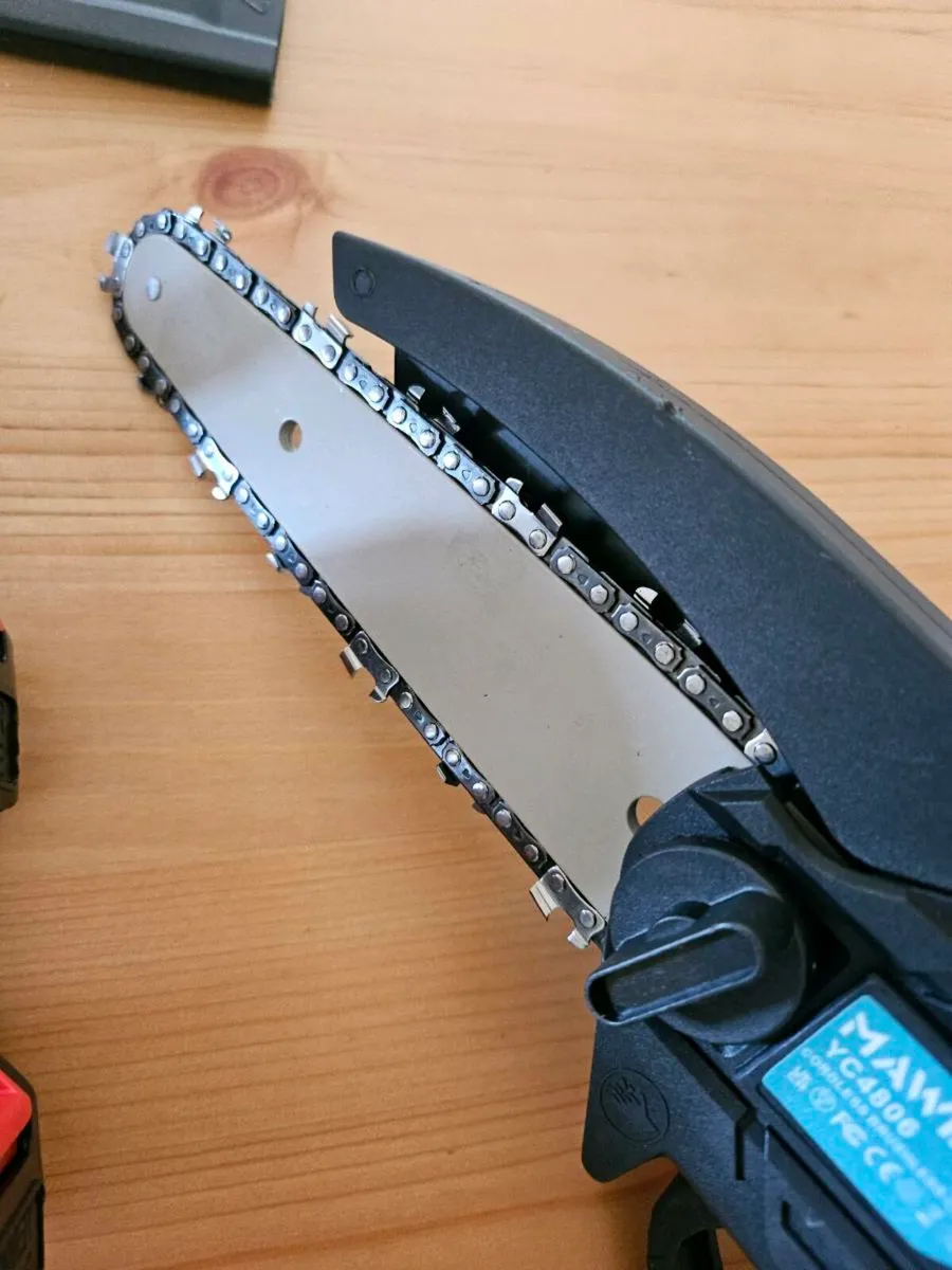 Cordless Mini Chainsaw - Image 2