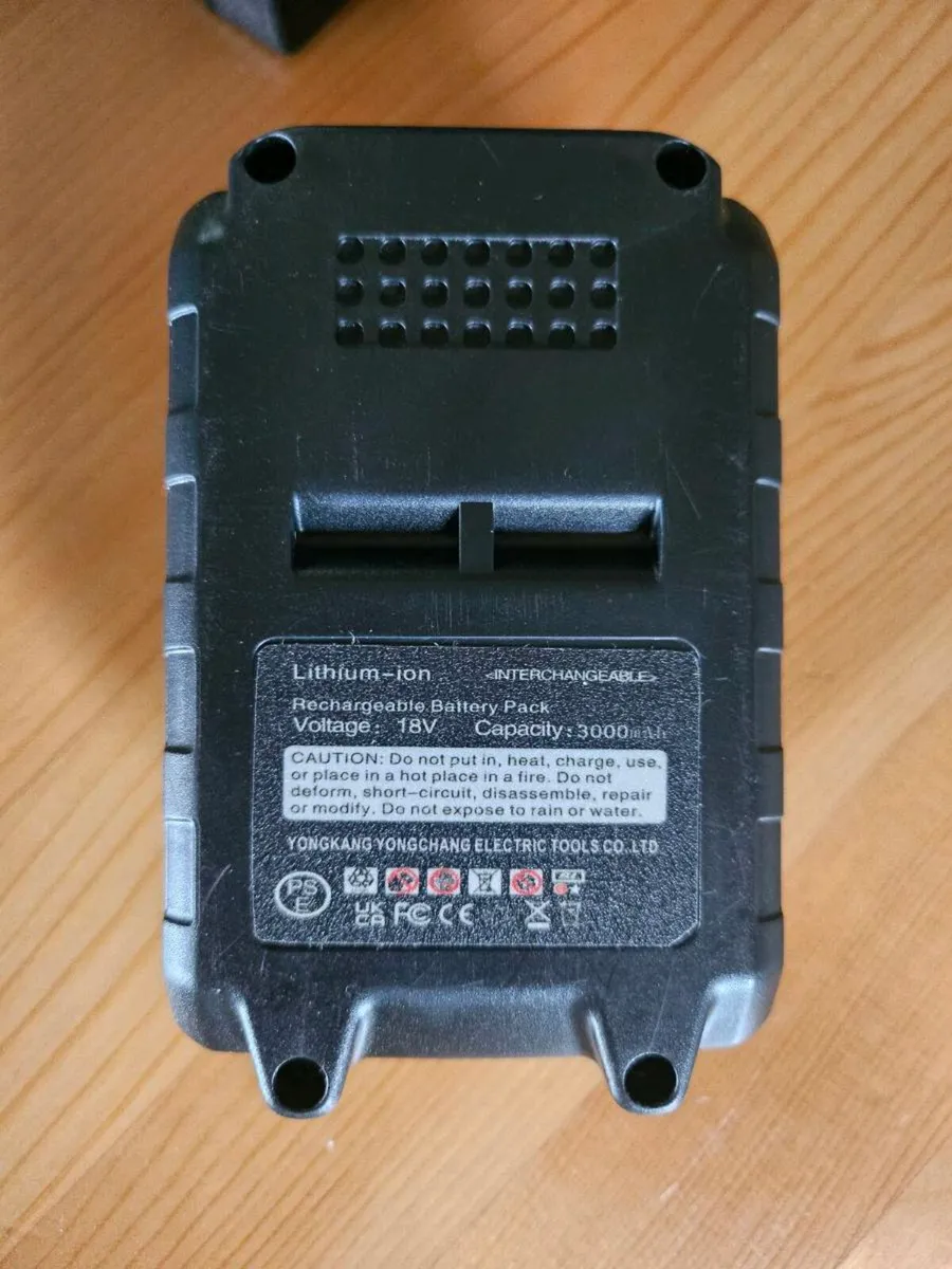 Cordless Mini Chainsaw - Image 4