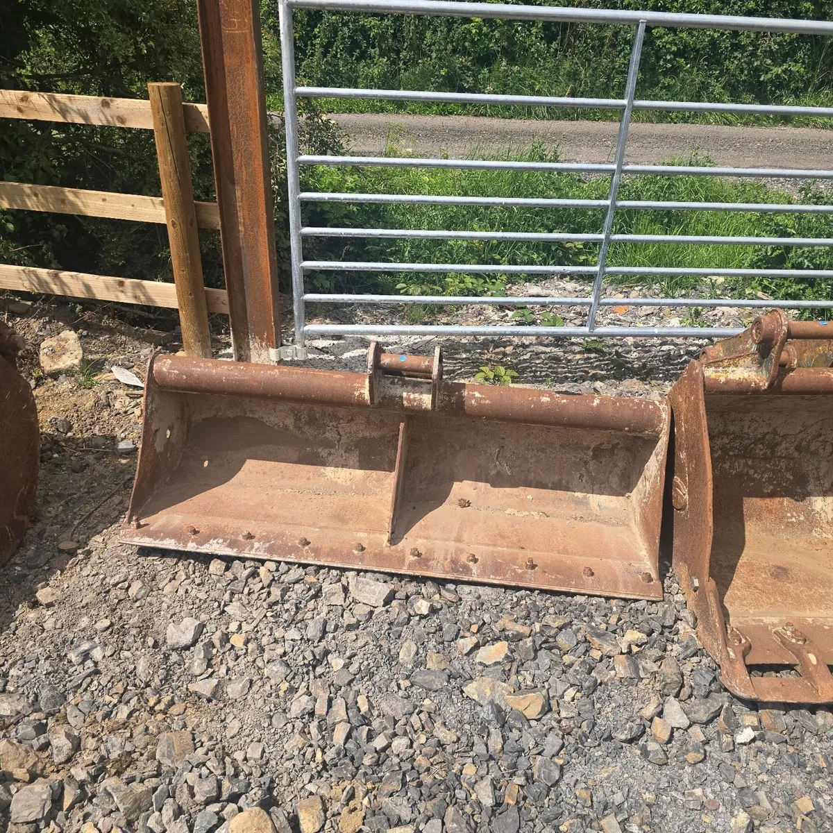 45mm pin buckets - Image 2