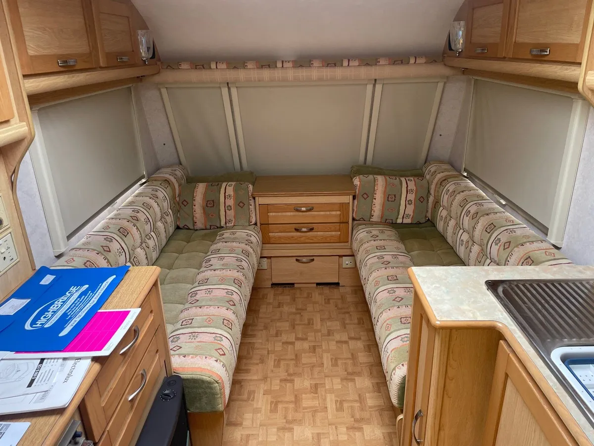 Caravan - Image 4