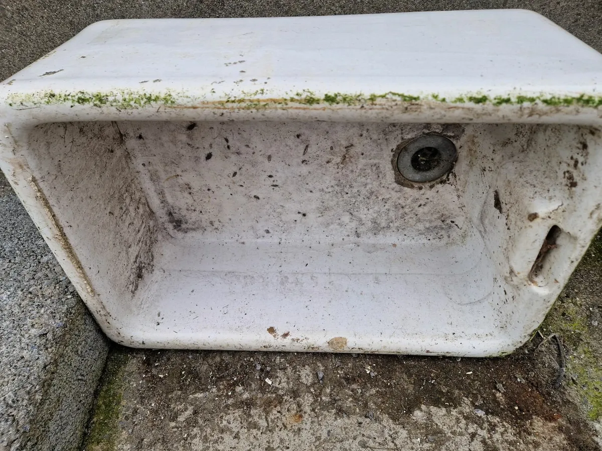 BELFAST SINK - Image 1