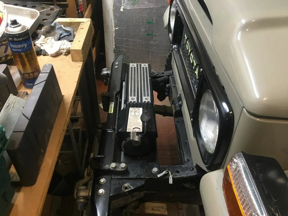 TOYOTA LANDCRUISER BJ 40 1983 - Image 4