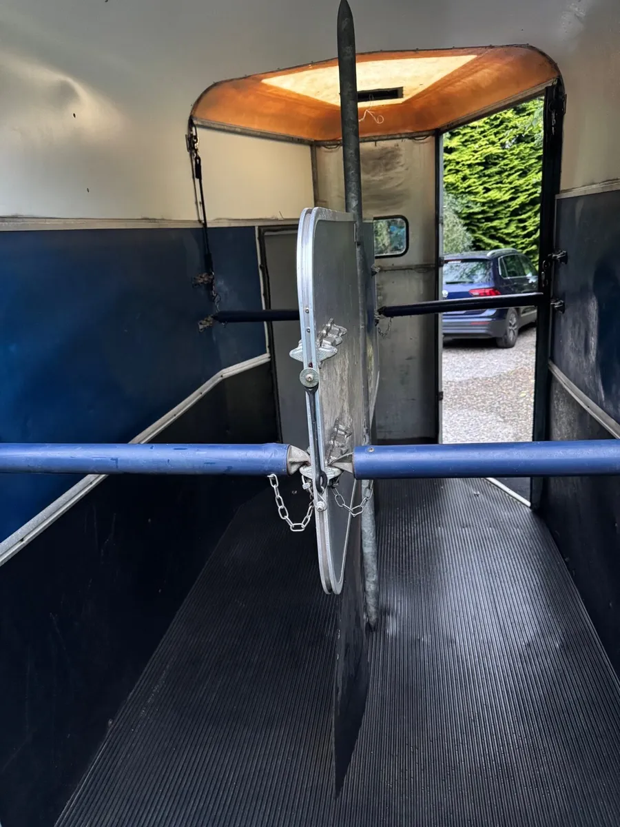 Horsebox - Image 2