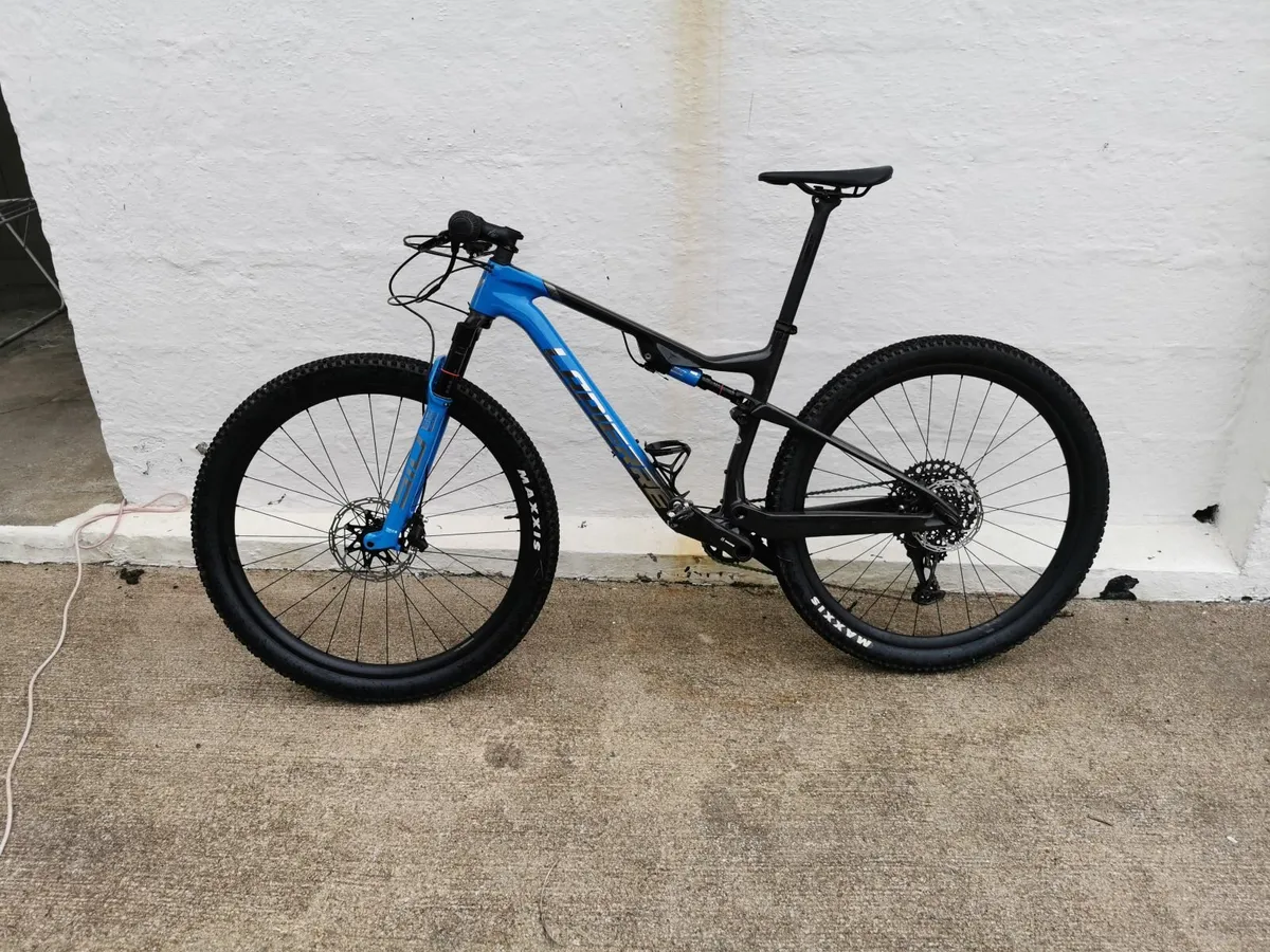 Full suspension Mountain bike - Image 2