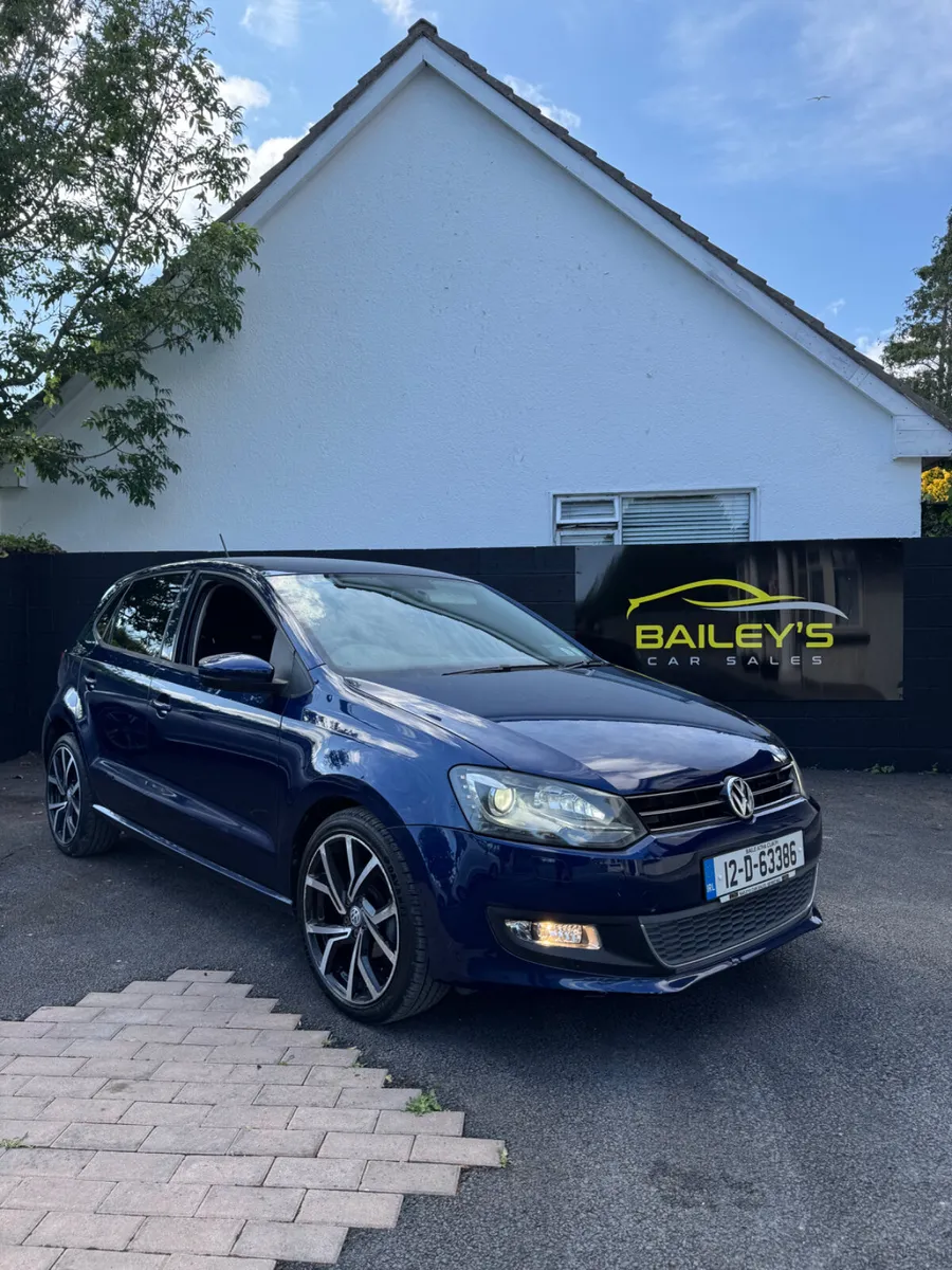 Volkswagen Polo 2012 auto - Image 1