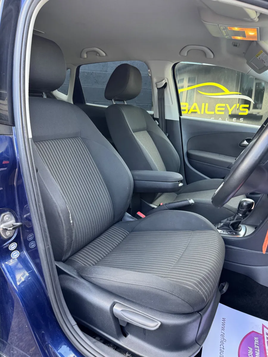 Volkswagen Polo 2012 auto - Image 4