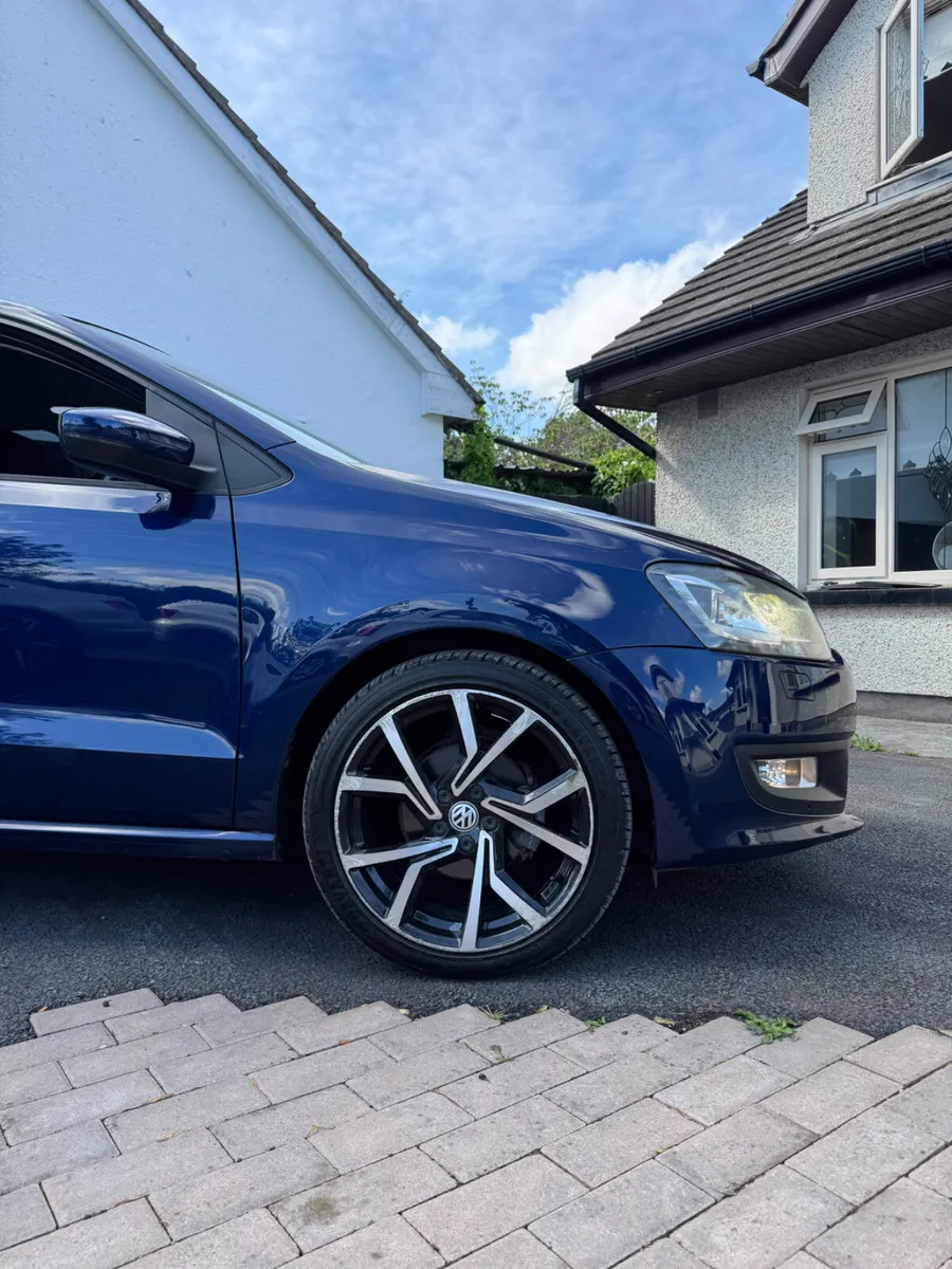 Volkswagen Polo 2012 auto - Image 3