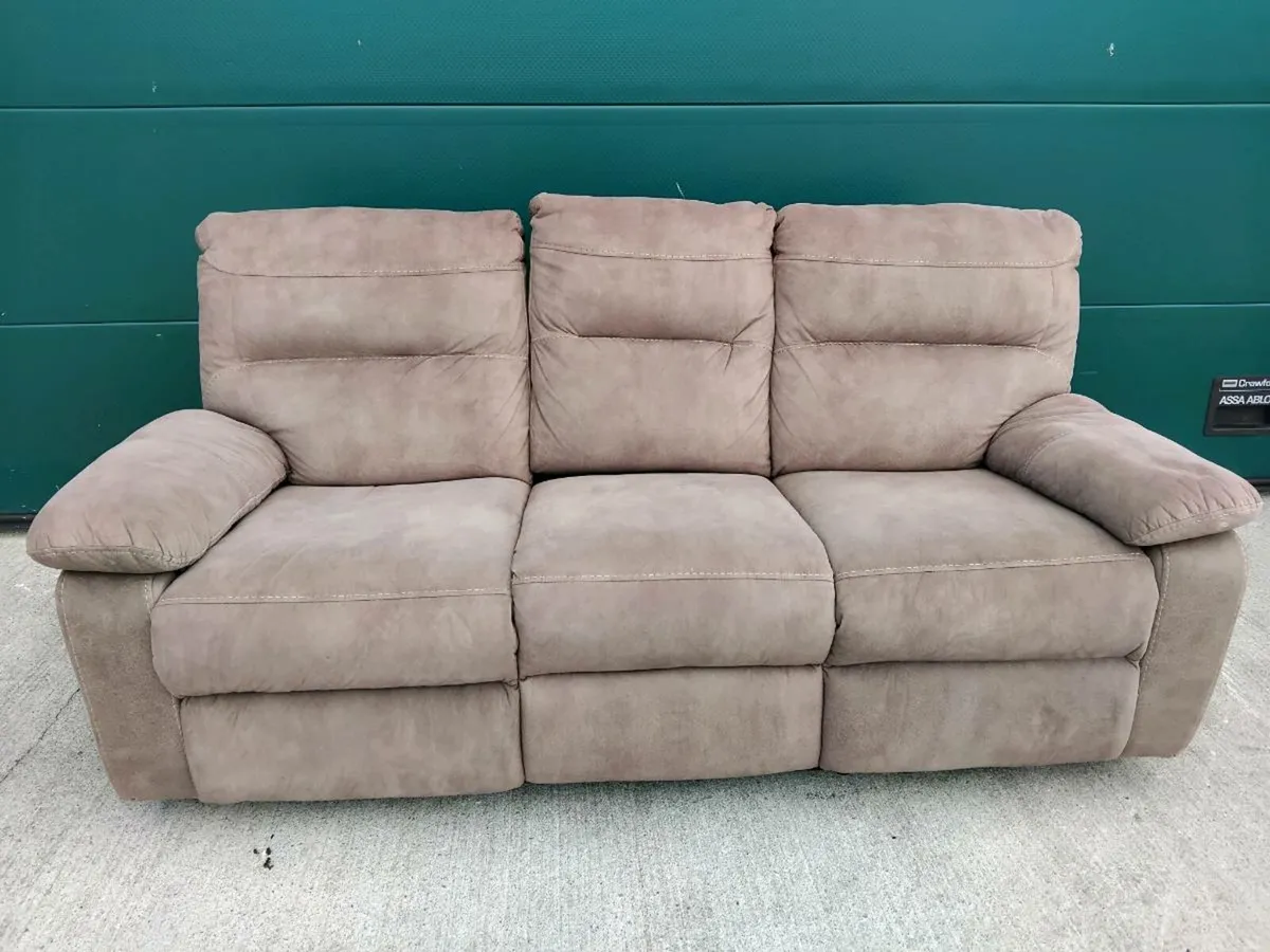 3 seater recliner sofa soft suaiðue - Image 2