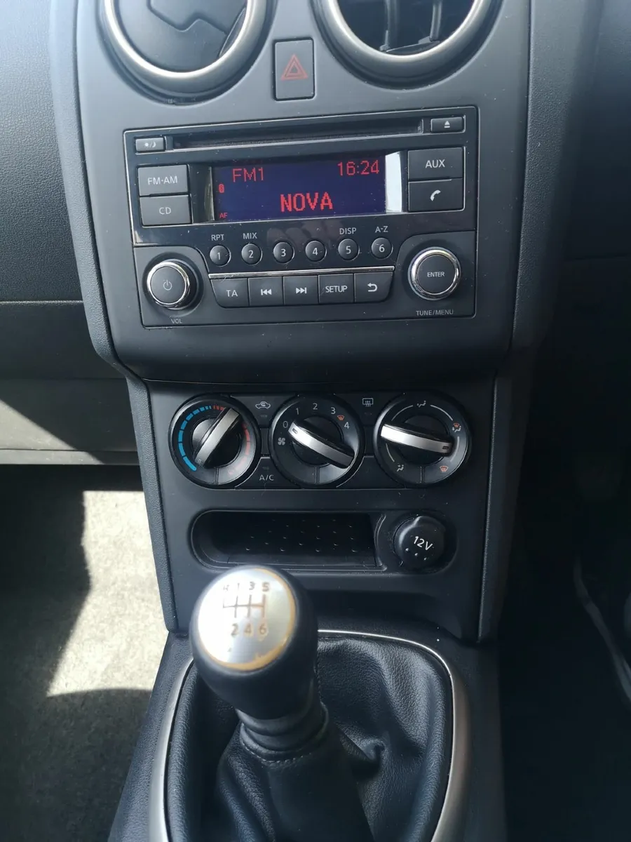 Nissan Qashqai 2012 - Image 2