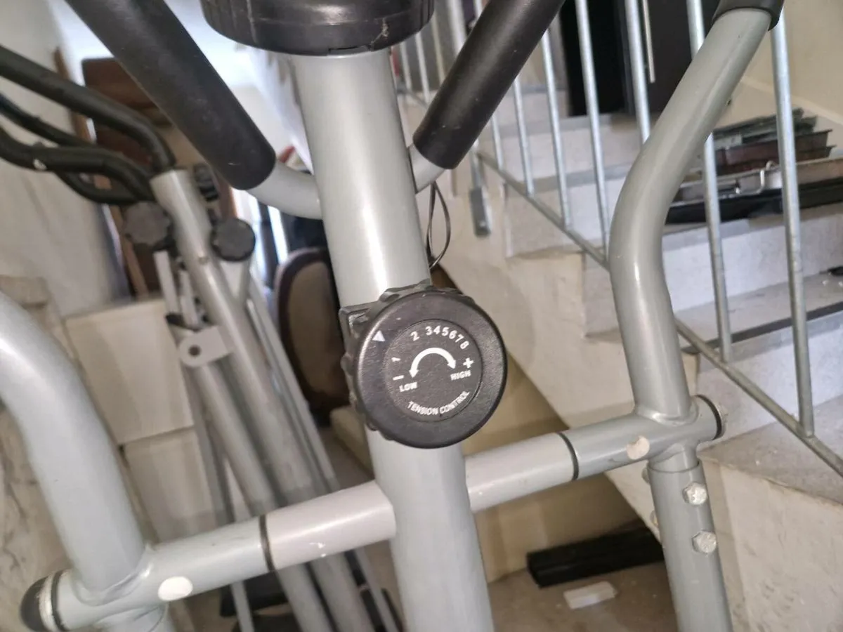 Crosstrainer - Image 3