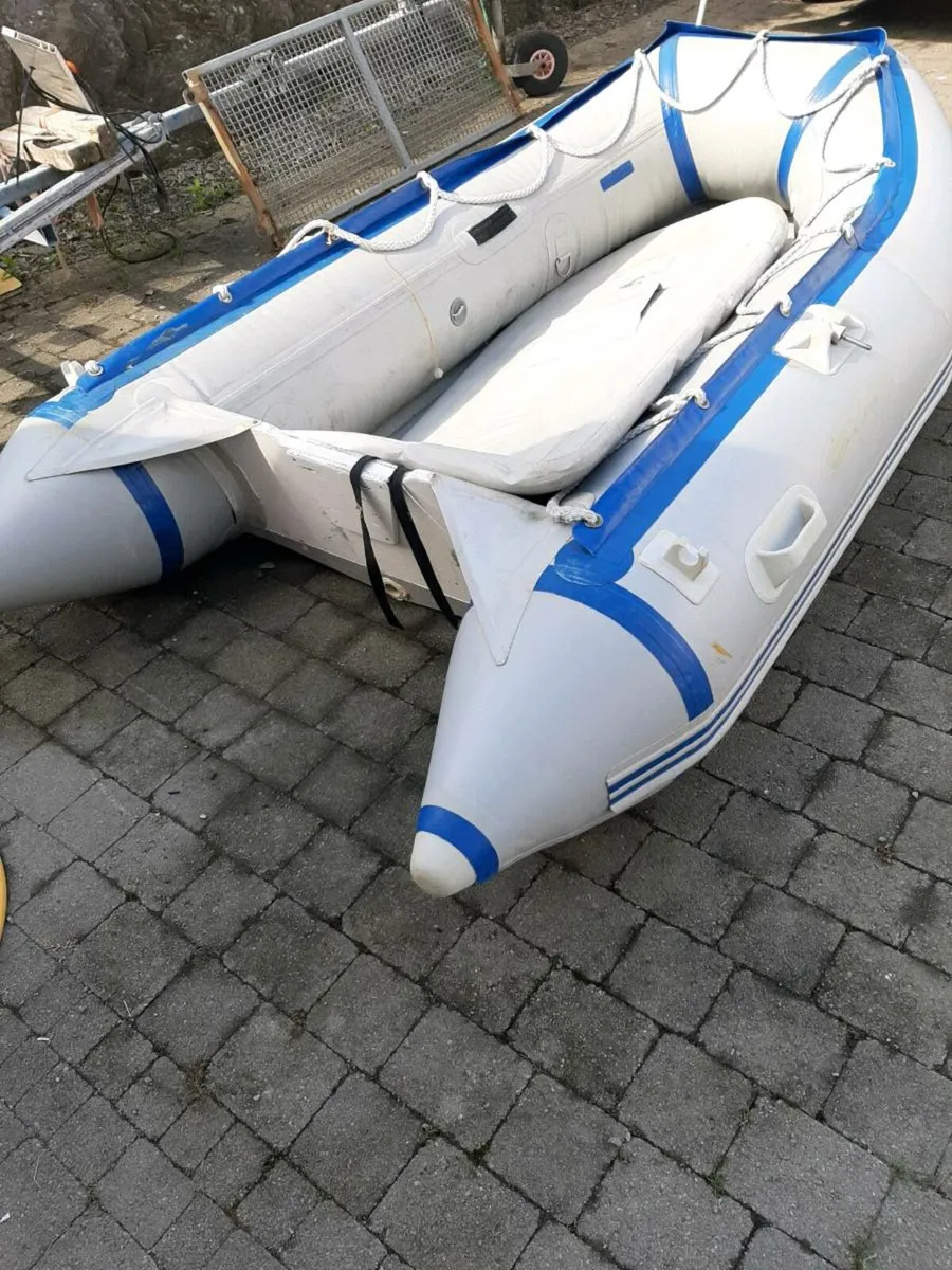 Dingy - Image 3