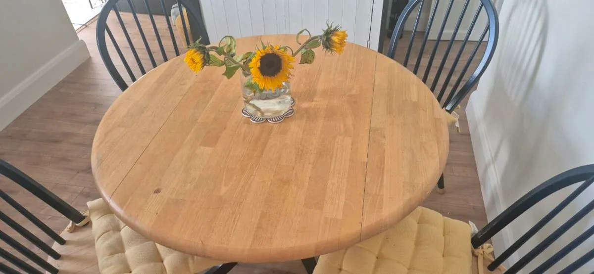 Kitchen Table with Four Chairs - Image 2