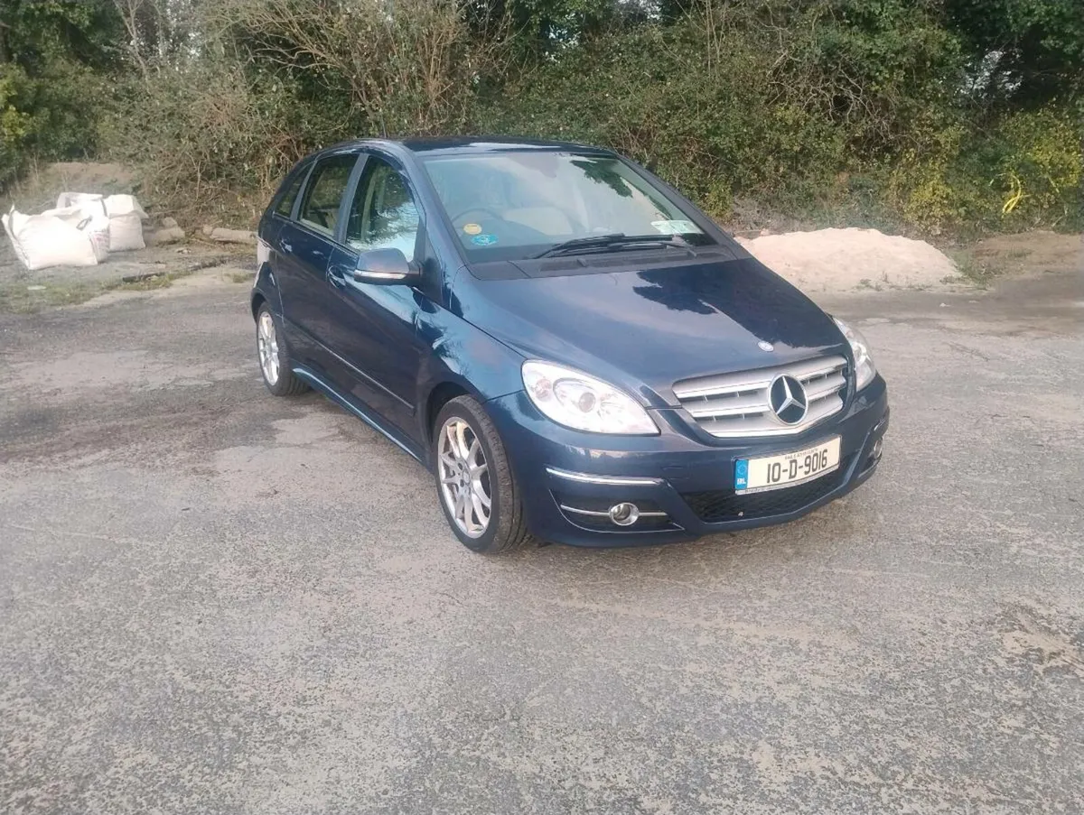 2010 Mercedes B180 CDI SPORT - Image 2