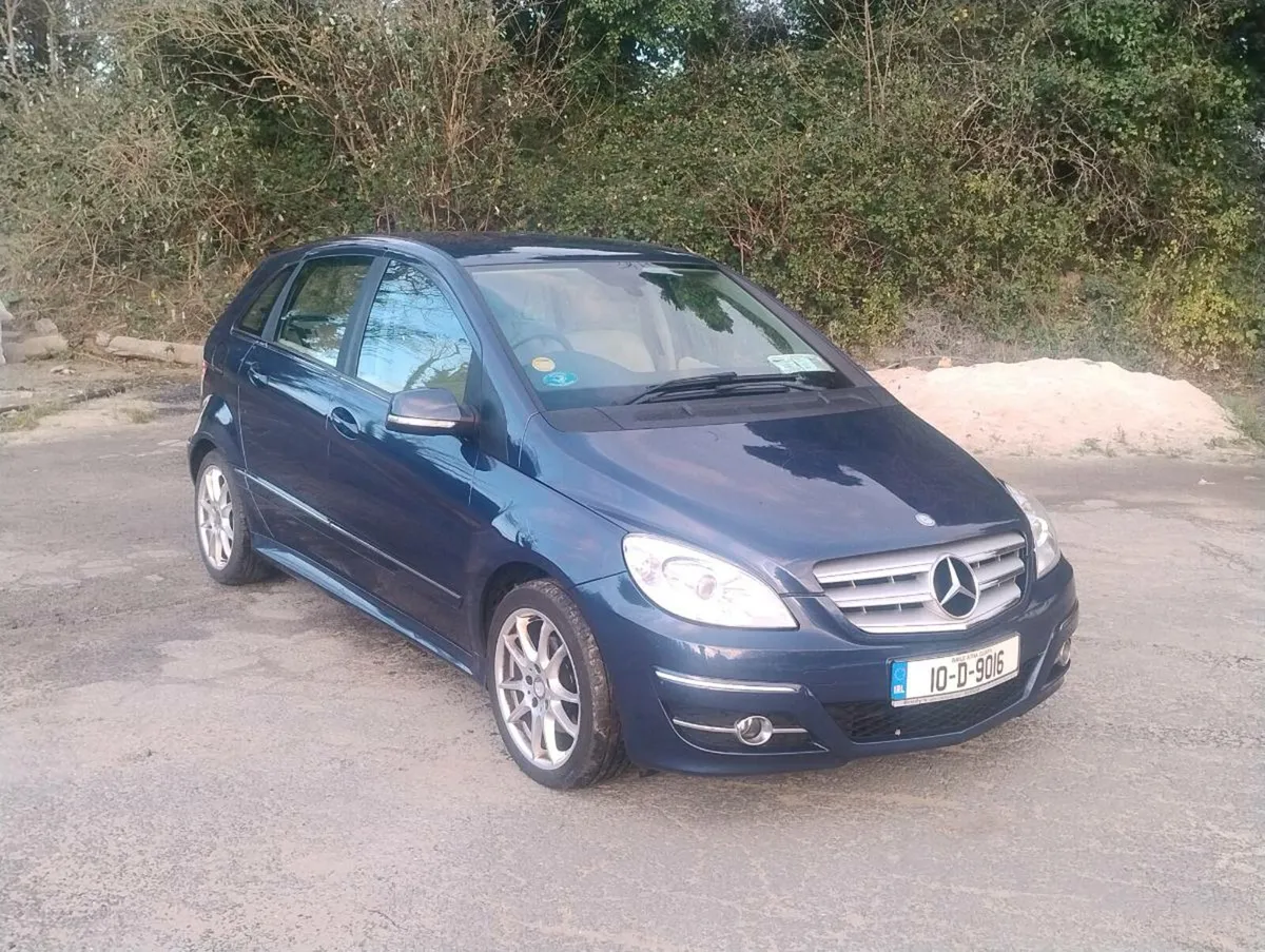 2010 Mercedes B180 CDI SPORT - Image 1