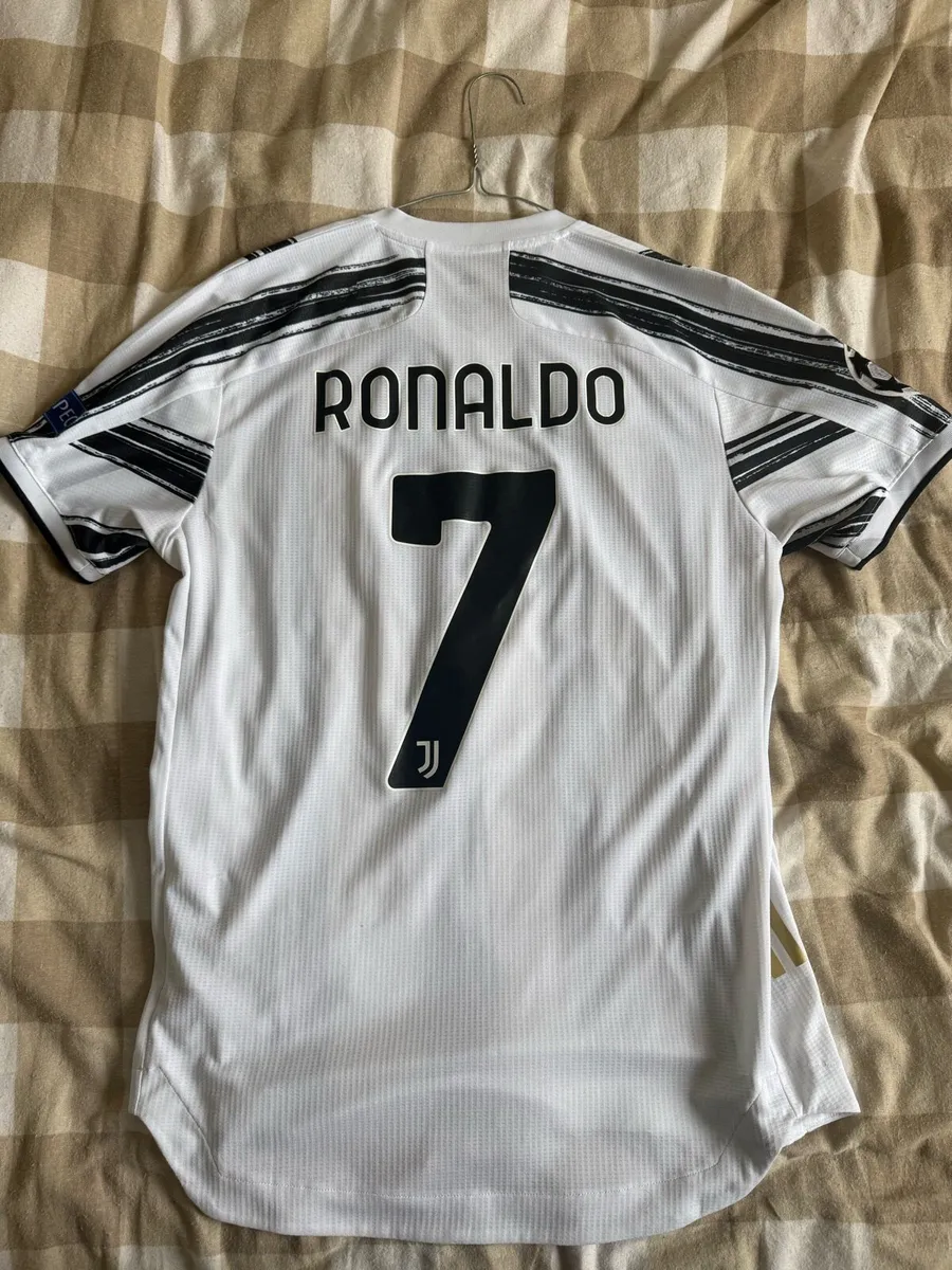 Juventus authentic Ronaldo jersey - Image 2