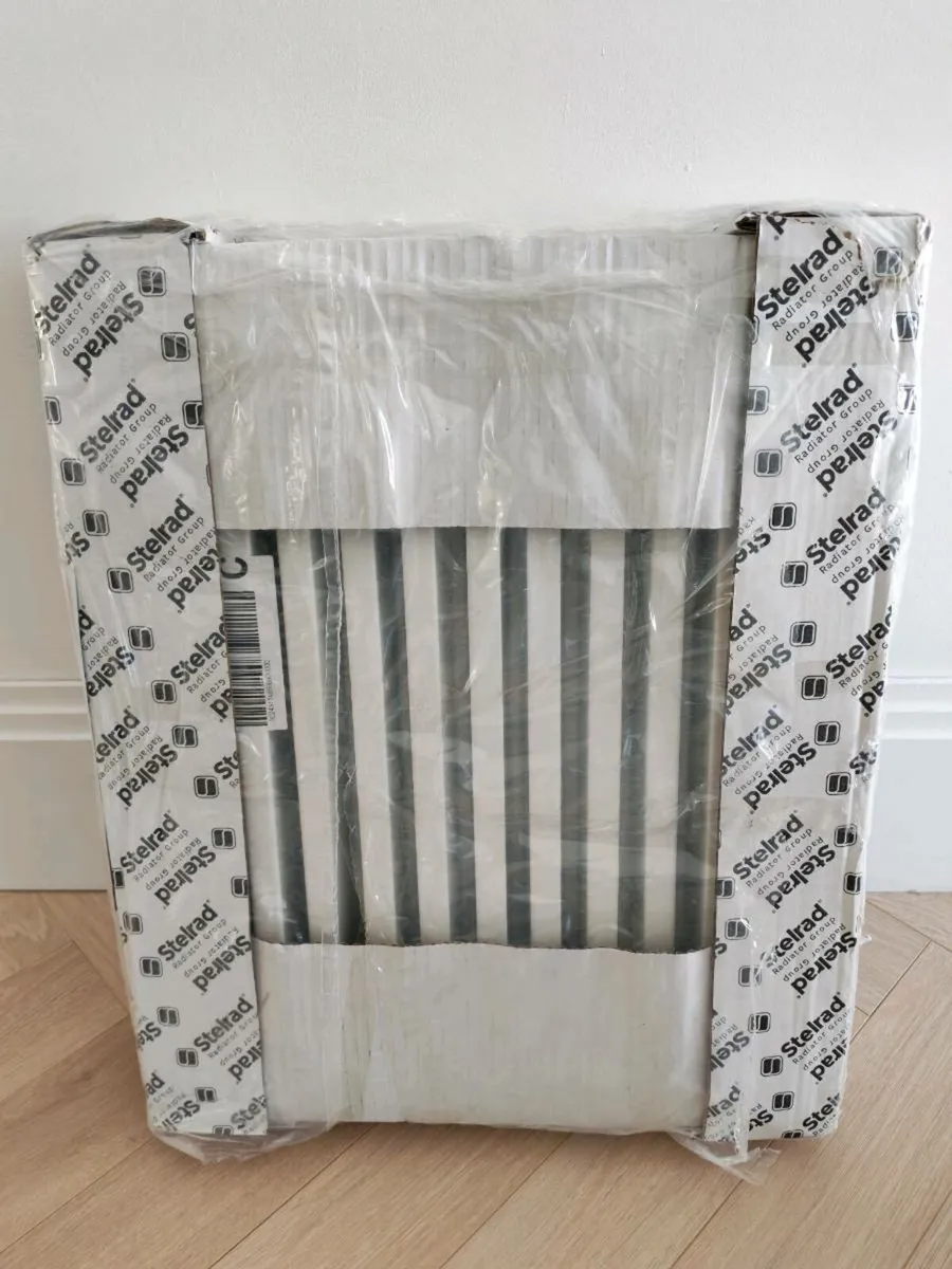 Stelrad Compact Radiator Single Panel - Image 1