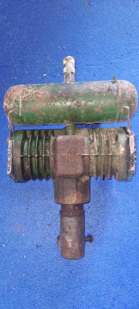 Fiat Tractor Parts/ PTO Air Compressor - Image 4